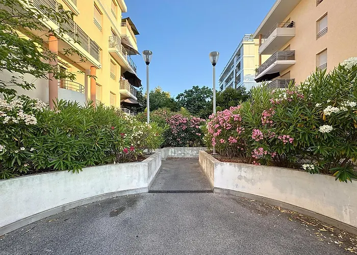 Apartamento Cosy Nid, Terrasse&2 Parkings Antibes
