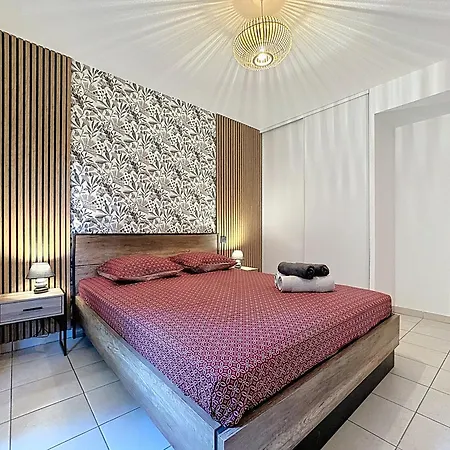 Cosy Nid, Terrasse & 2 Parkings * Antibes