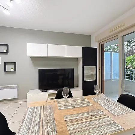 Cosy Nid, Terrasse & 2 Parkings * Antibes